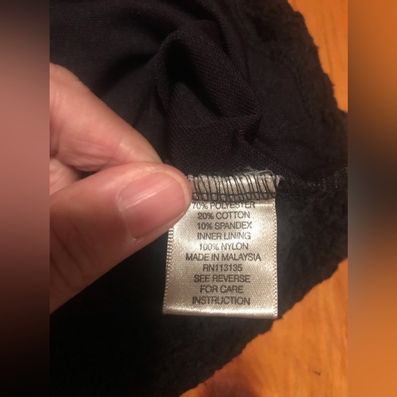 Leo & Nicale top, size Large, black. - Picture 4 of 5